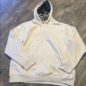 Men's size 4X Cream Hoodie Spokane Tribe New With Tags